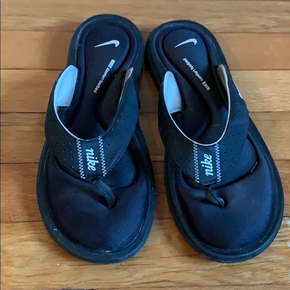 nike comfort footbed womens shoes